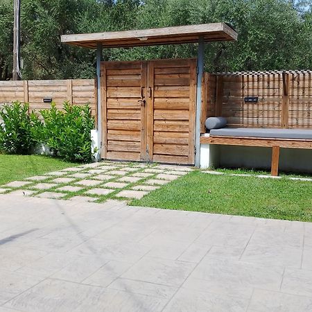 Ruvelis Villa Fiolitis Ngoại thất bức ảnh
