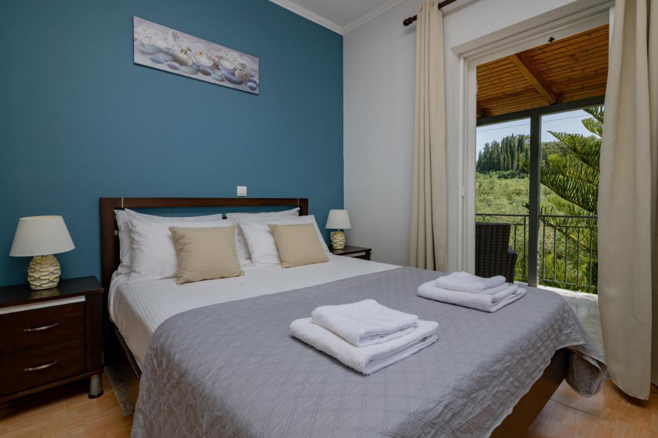 Ruvelis Villa Fiolitis Ngoại thất bức ảnh