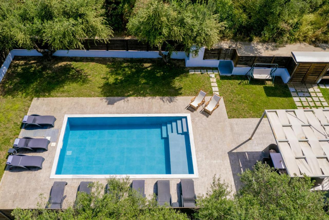 Ruvelis Villa Fiolitis Ngoại thất bức ảnh