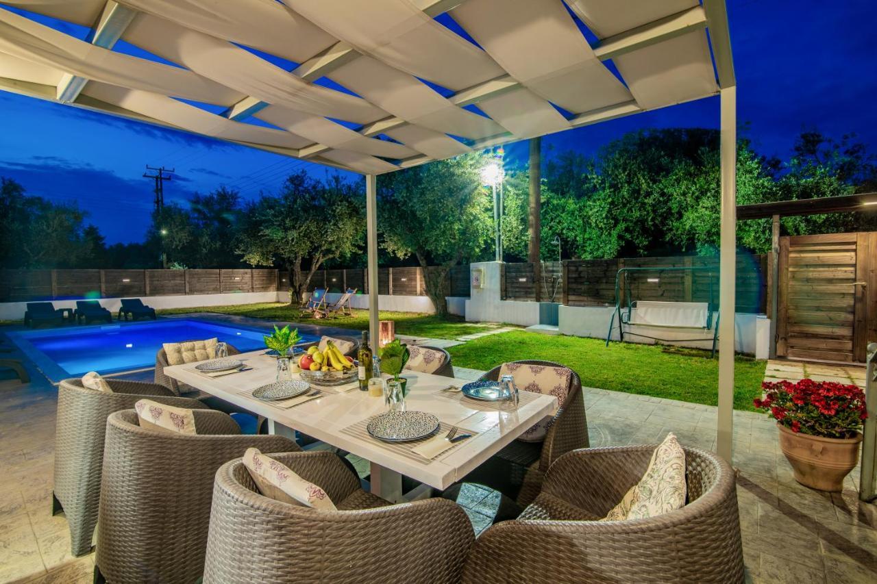 Ruvelis Villa Fiolitis Ngoại thất bức ảnh